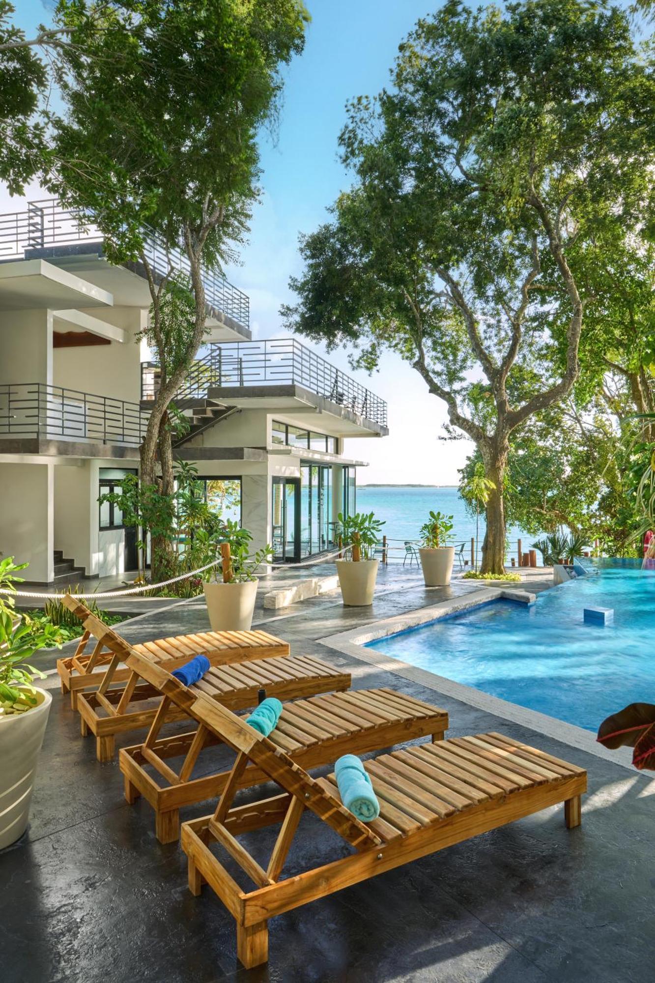 Cristalino Lagoon Front Hotel, Restaurant & Spa Bacalar Ngoại thất bức ảnh